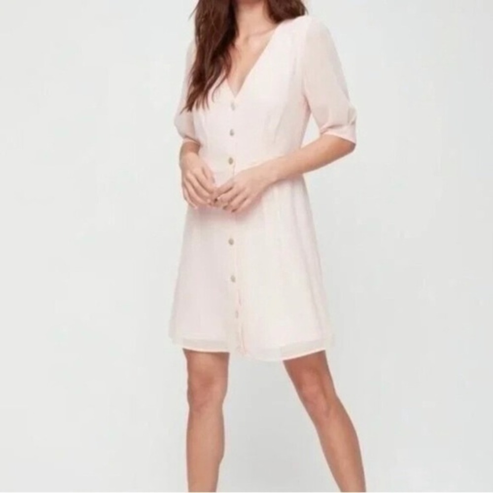 Wilfred‎ Aritzia Freya Pink Button Front Pintuck Mini Dress V-Neck Short Sleeve